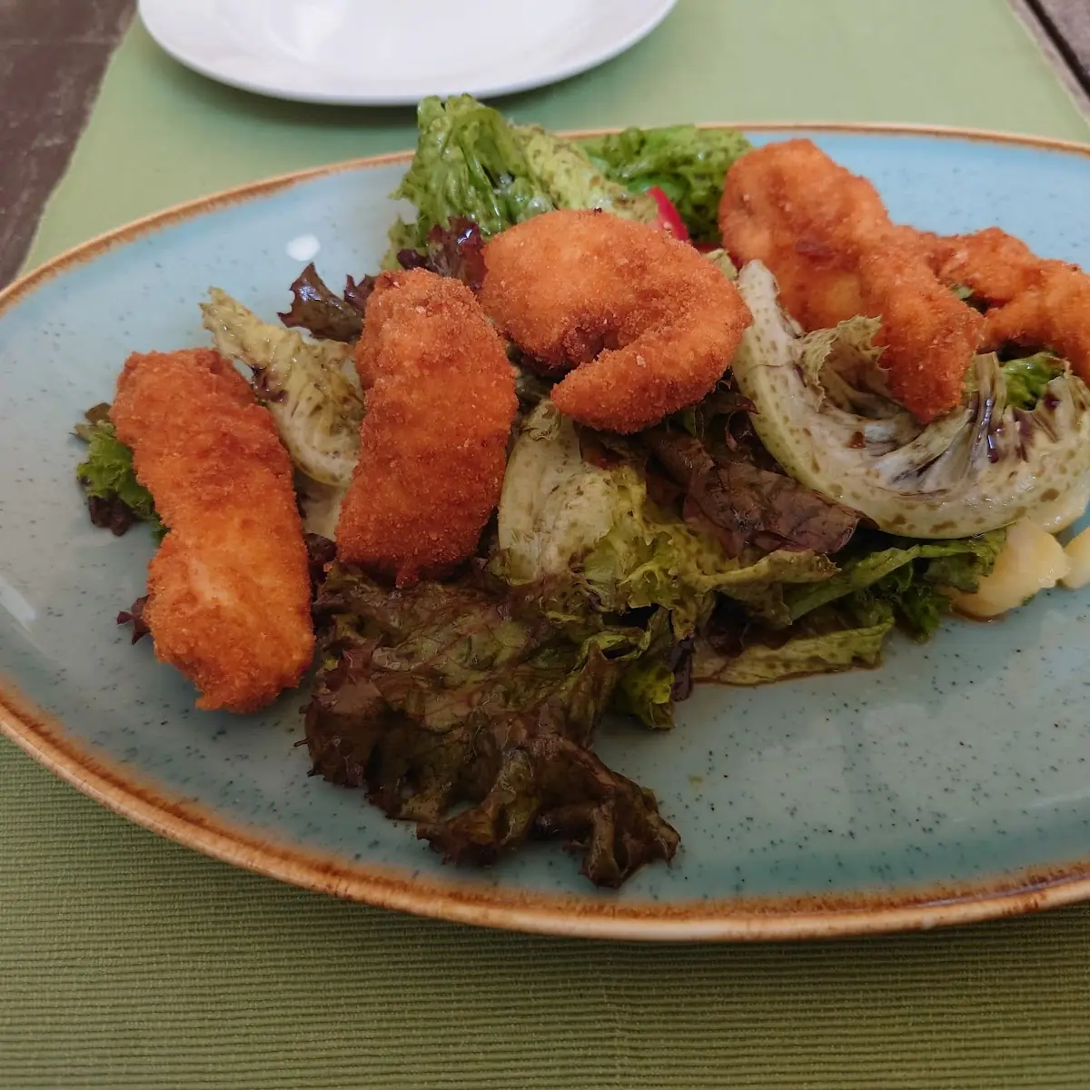 Backhendl Salat