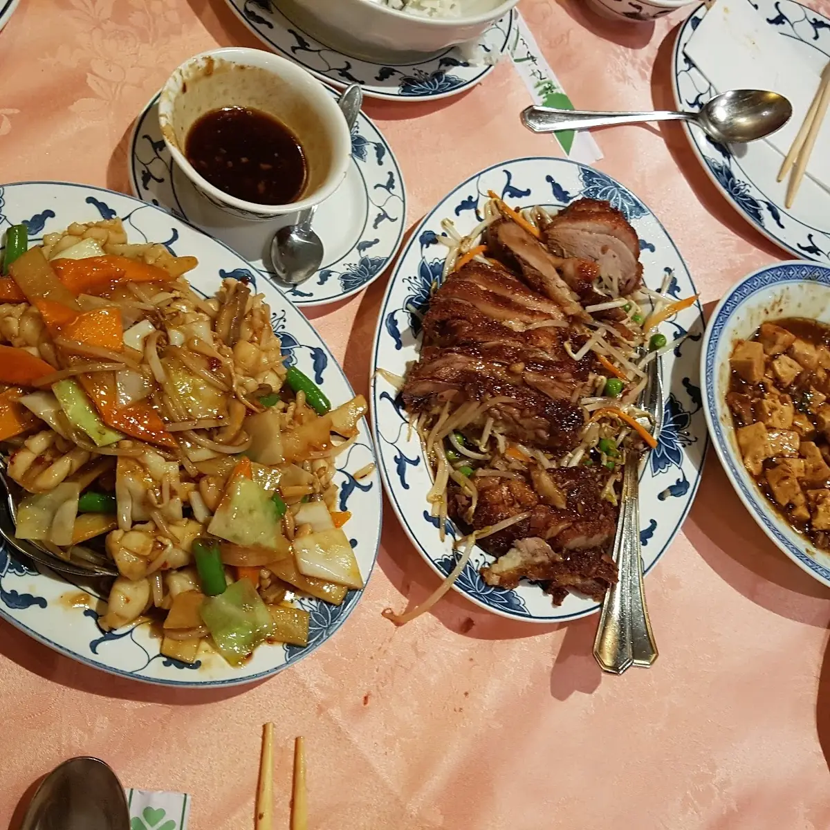 오징어볶음 오리고기 마파두부