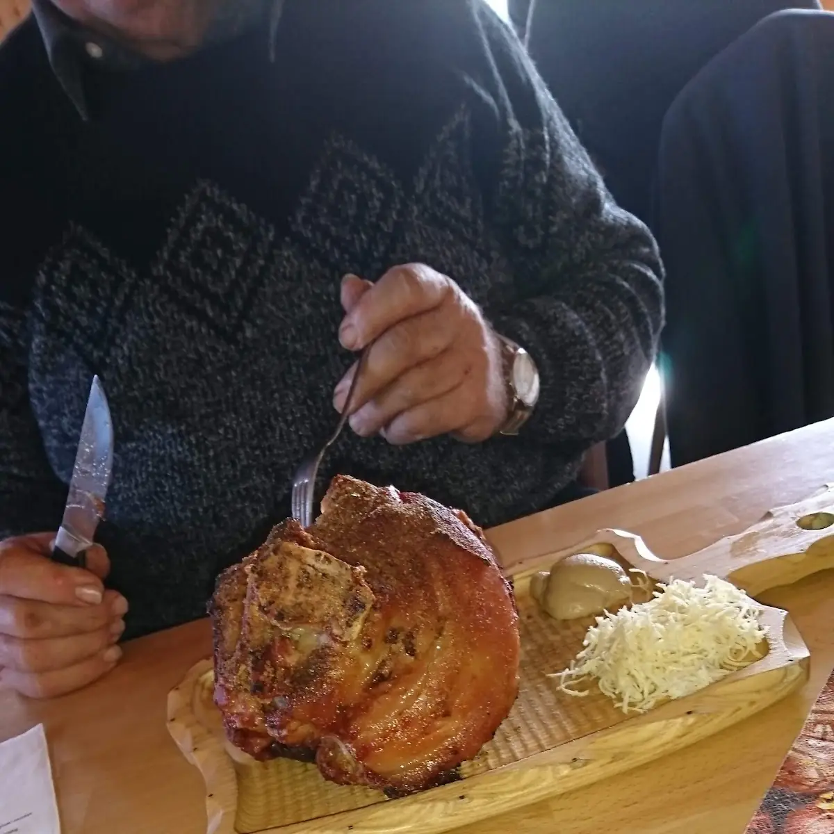 Schweinshaxen
