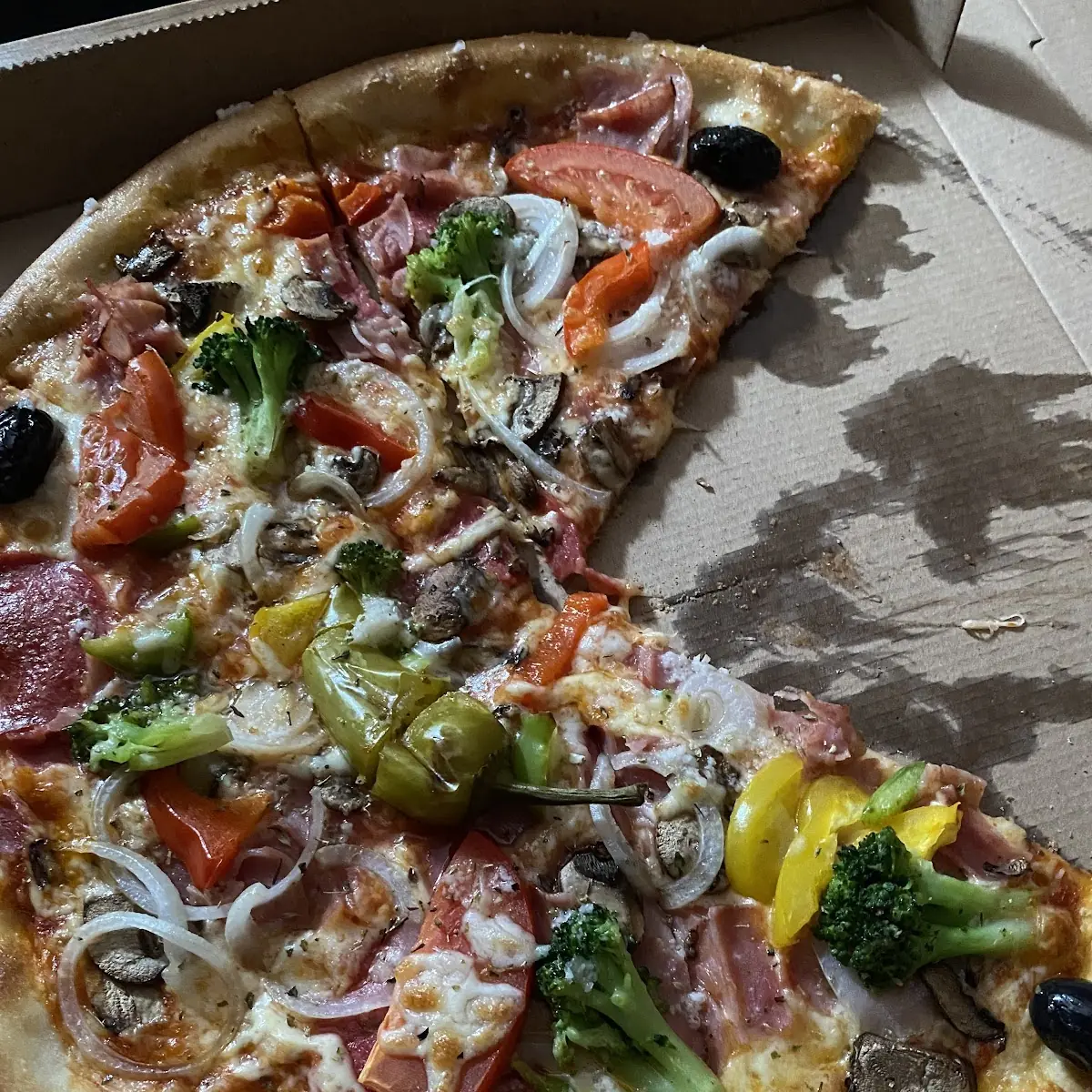 Pizza Spezi