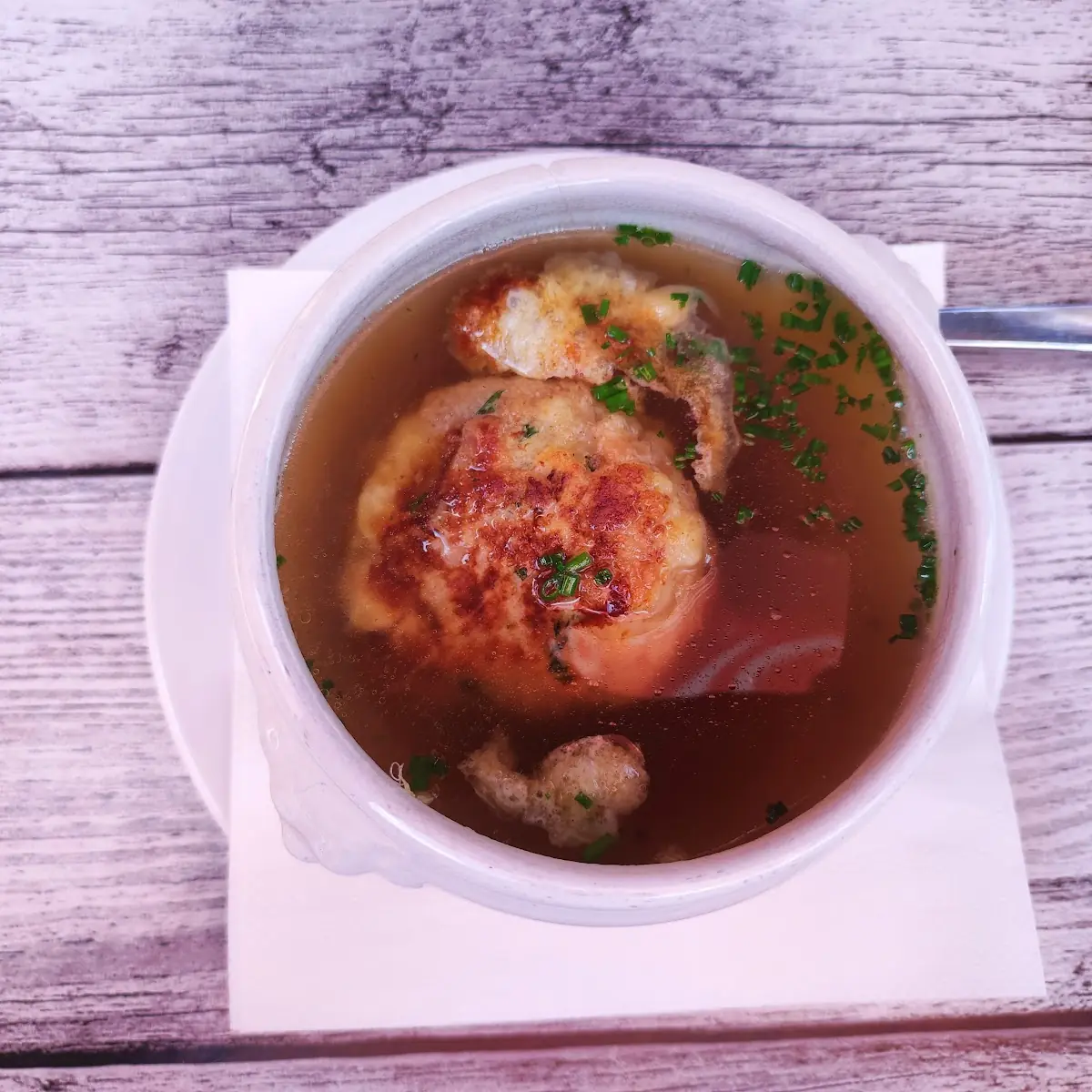 Rindsuppe Mit Fleischstrudel
