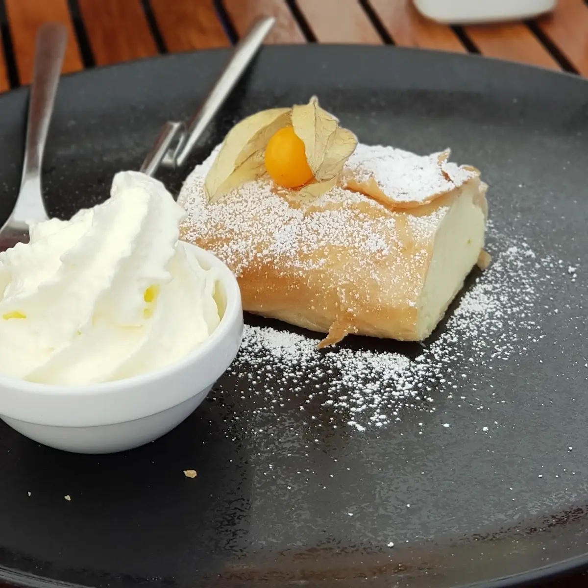 Topfenstrudel