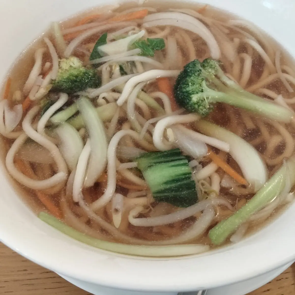 Nudelsuppe Mit Rindfleisch Vegetarisch