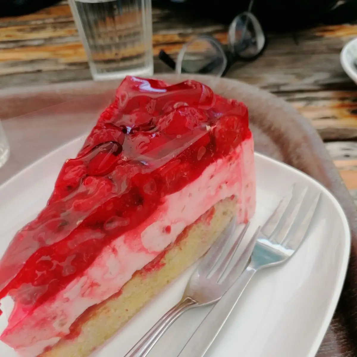 Saftige Himbeertorte