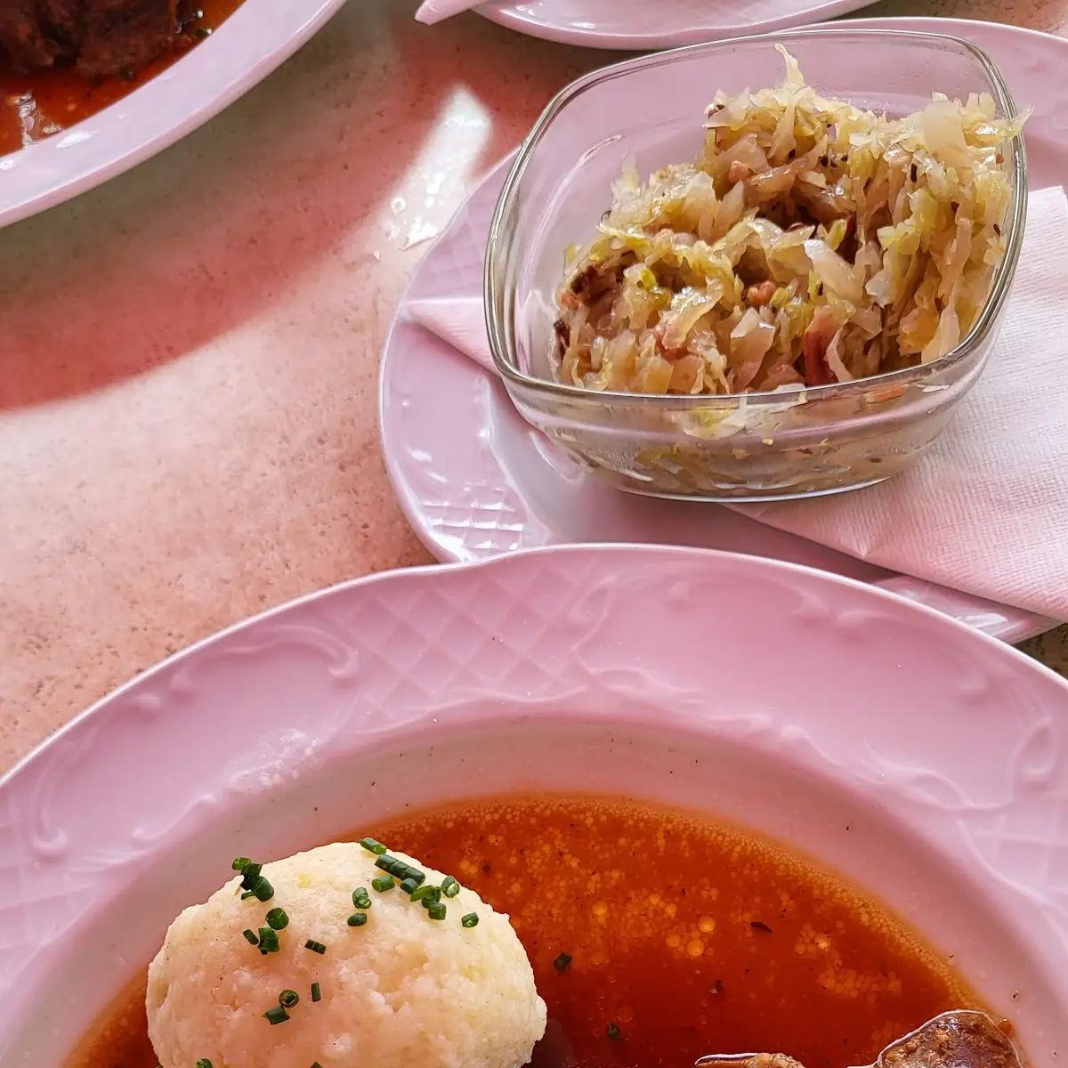Ofenfrischer Schweinsbraten