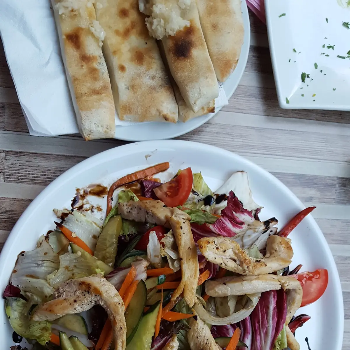 Insalata Mista Alla Cucina Con Pollo