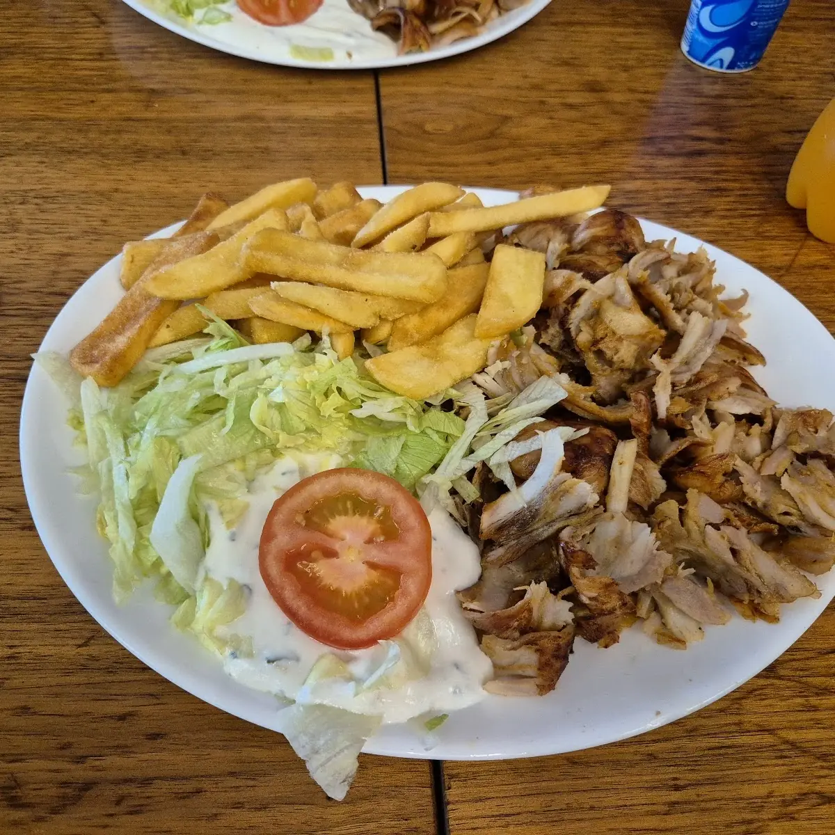 Kebab Teller Mit Pommes