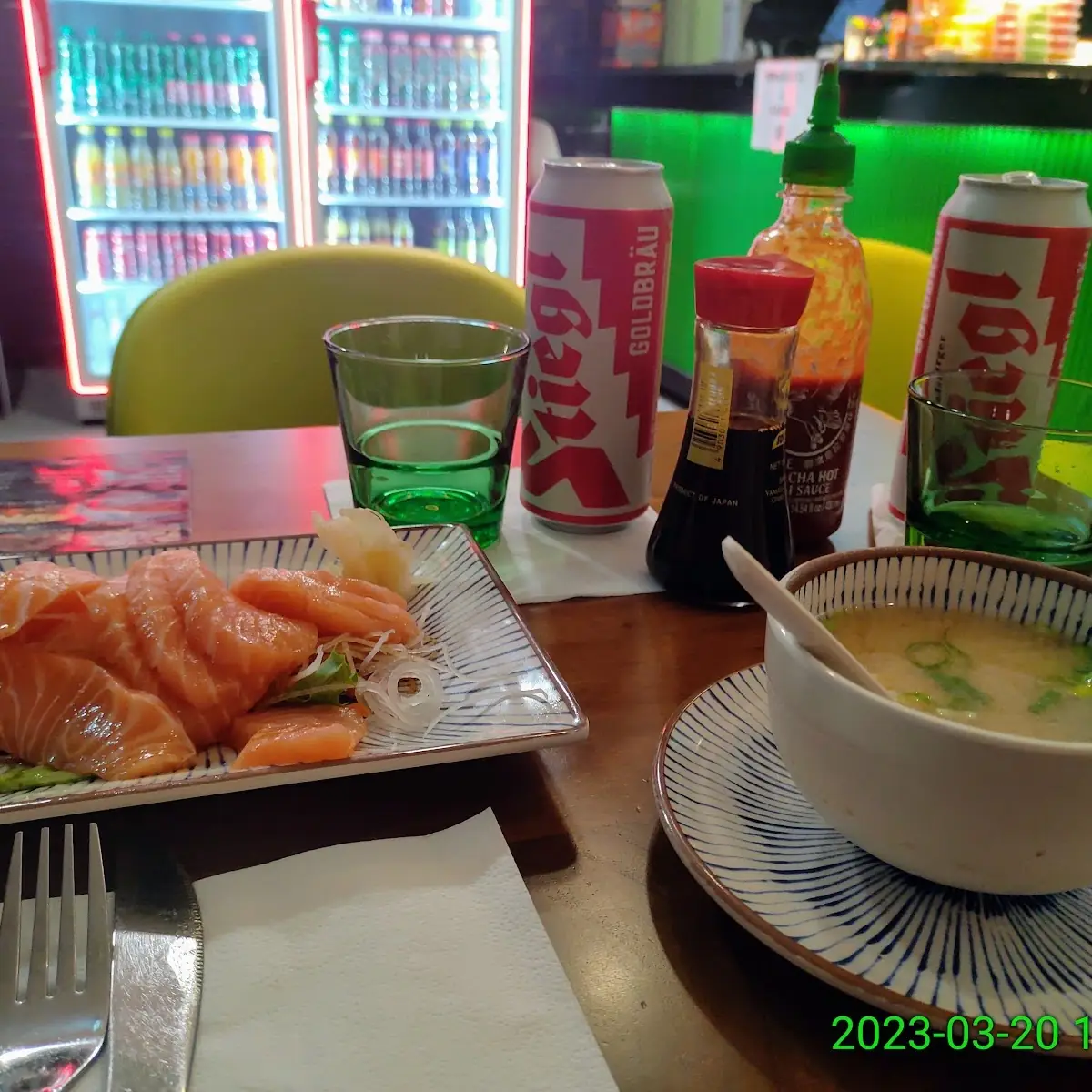 Miso Suppe Und Sashimi Lachs, Noodle King