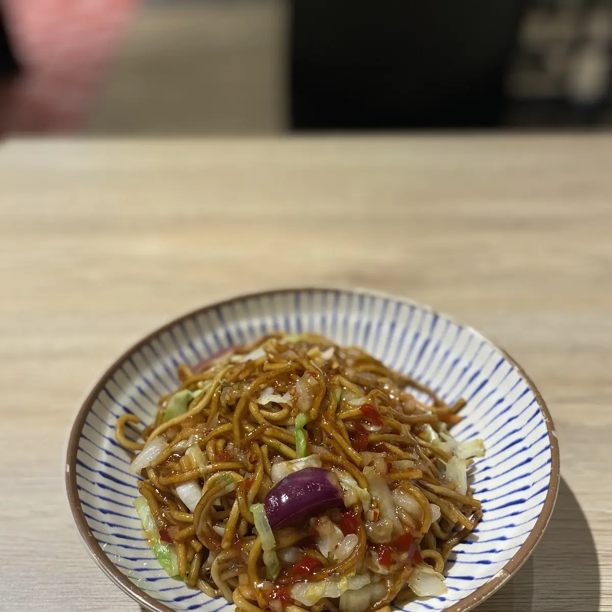 Noodles with Vegetables, Noodle King