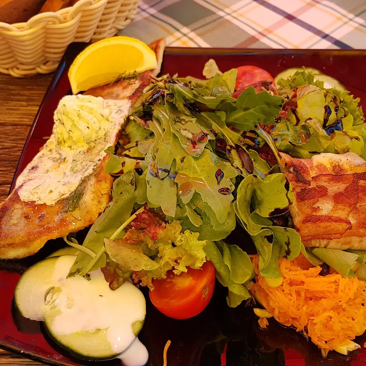 Fitnessteller Mit Fisch