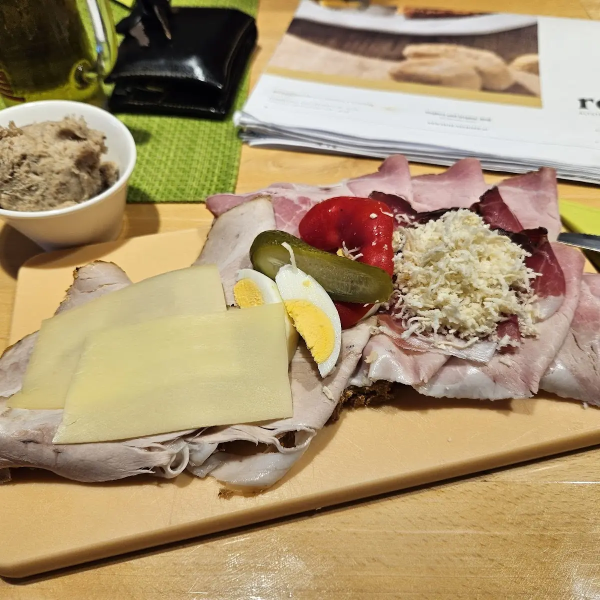Gemischtes Belegtes Brot Große