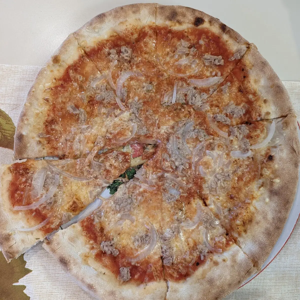 Pizza Tonno