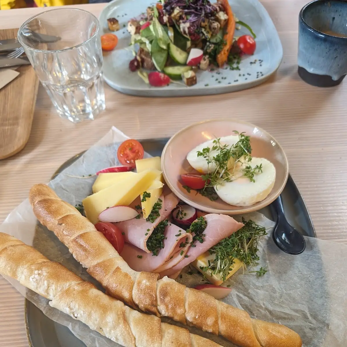 Dampfstangerl Mit Käse Und Butter