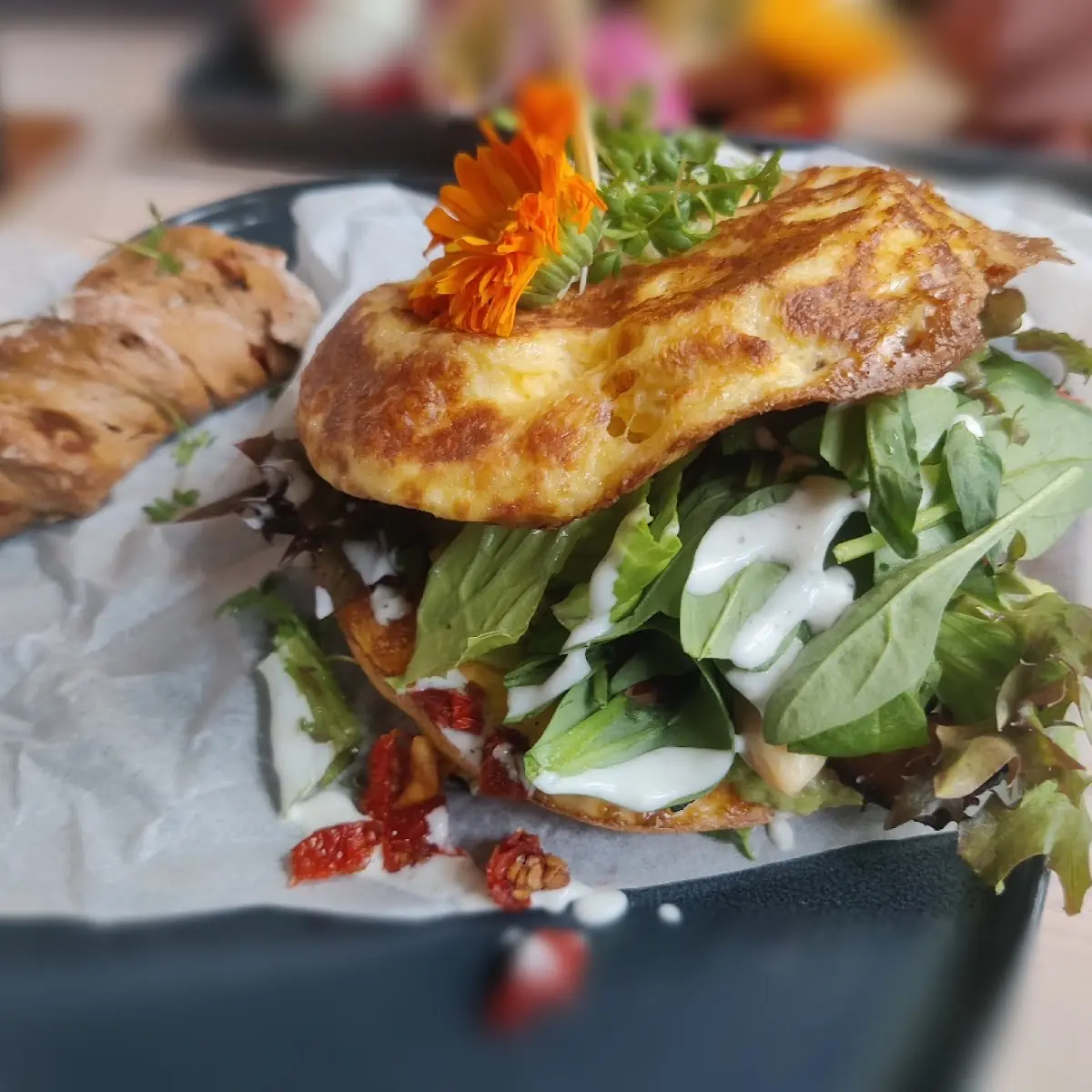 Omelette Burger