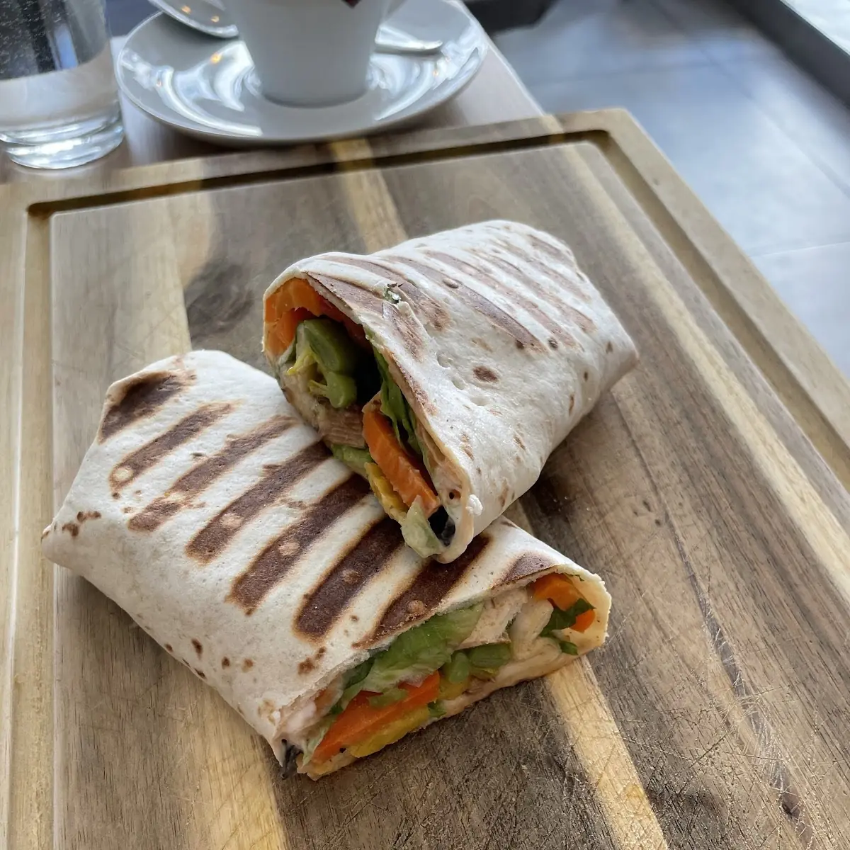 Wrap Mit Gegrillten Hühnerstreifen