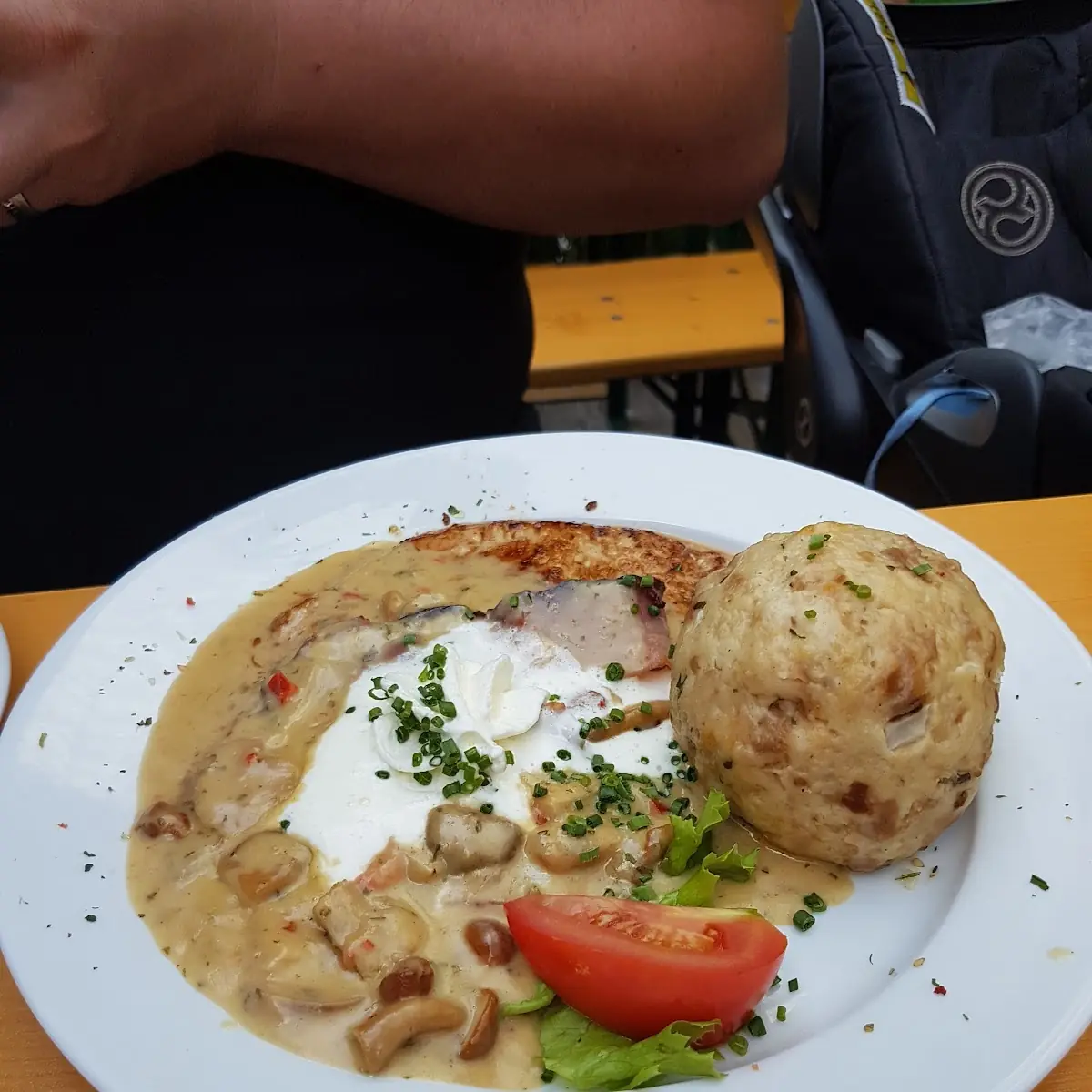 Jgerschnitzel Mit Pilzsoße