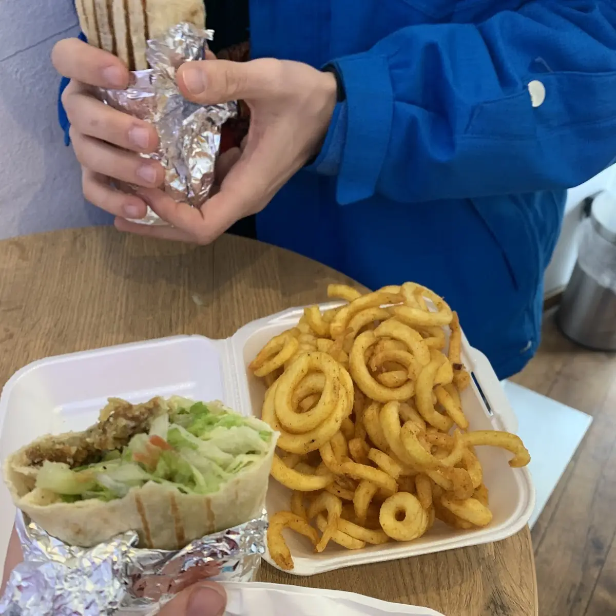 Schawarma Box Mit Pommes