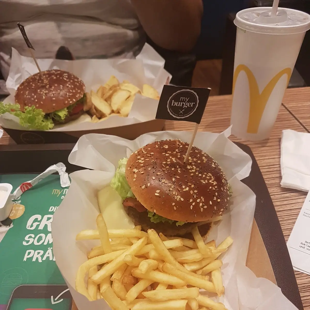 Burger & Fries