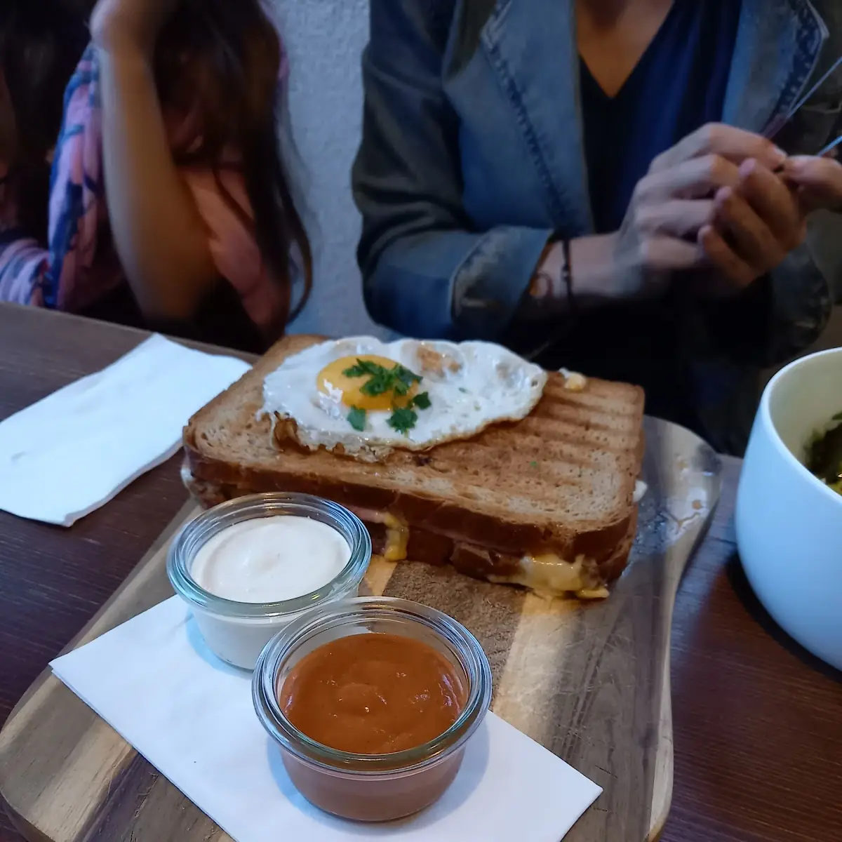Schwarzbrot Toast