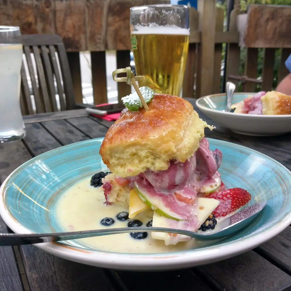 Buchtelburger