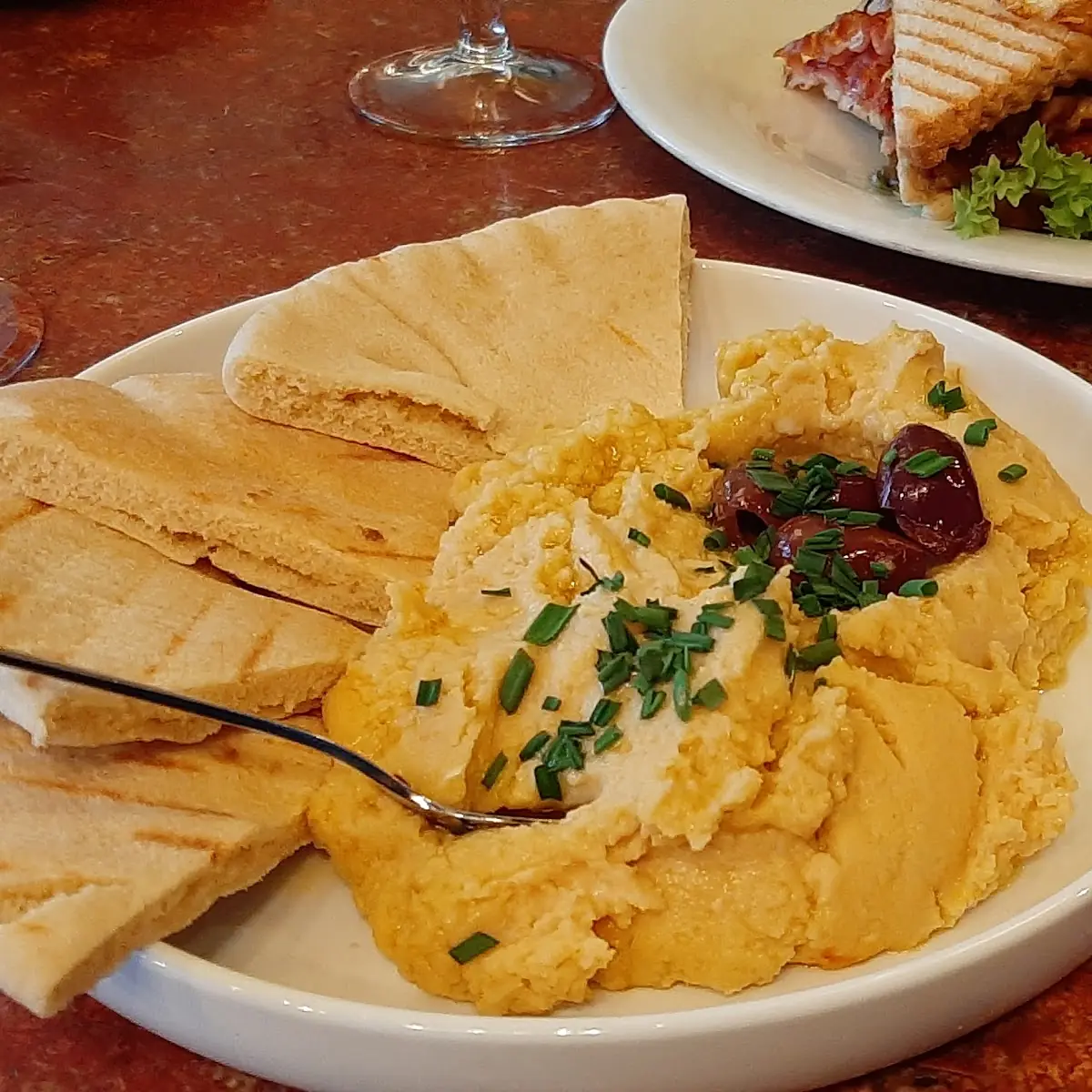Hummus