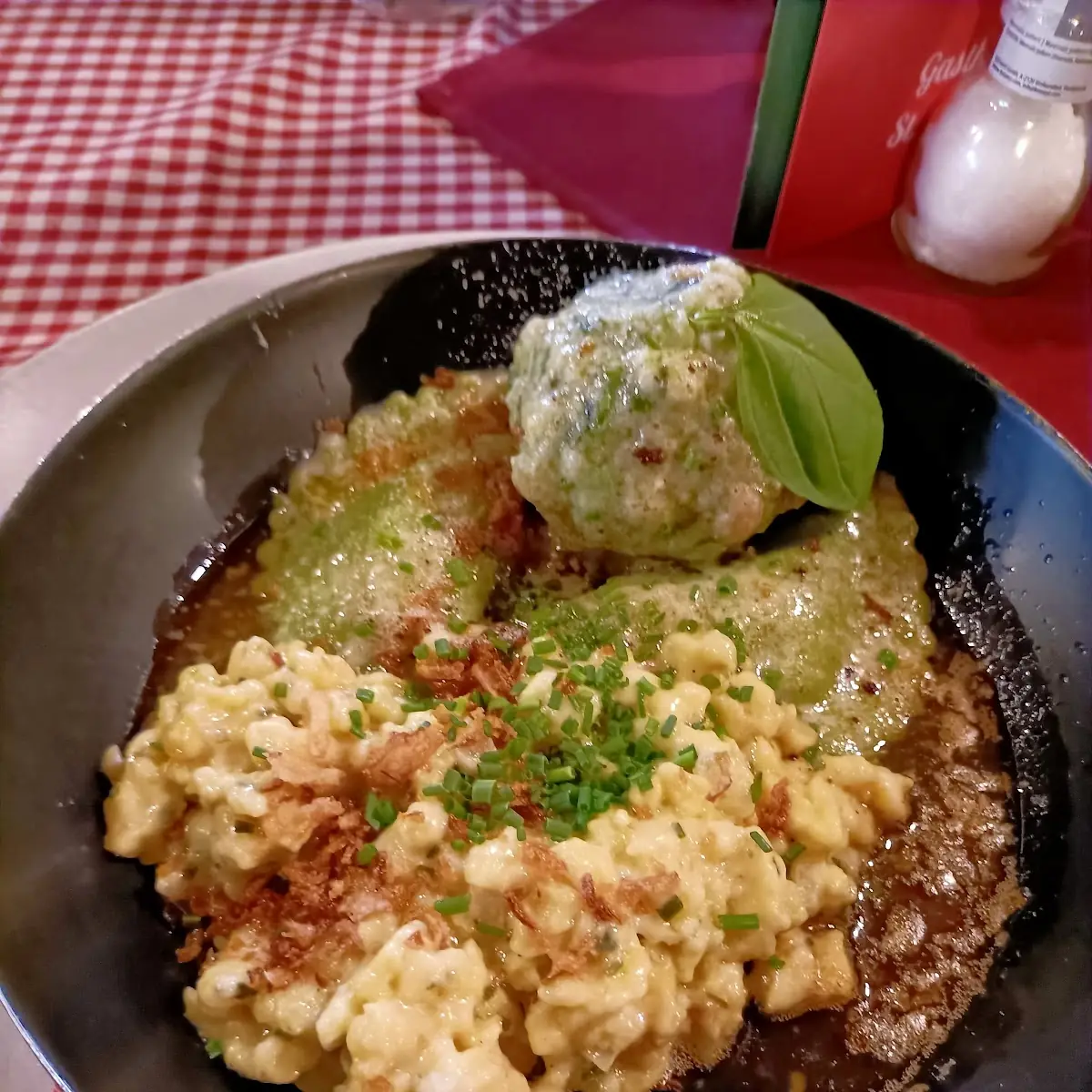 Tiroler Tris Mit Salat