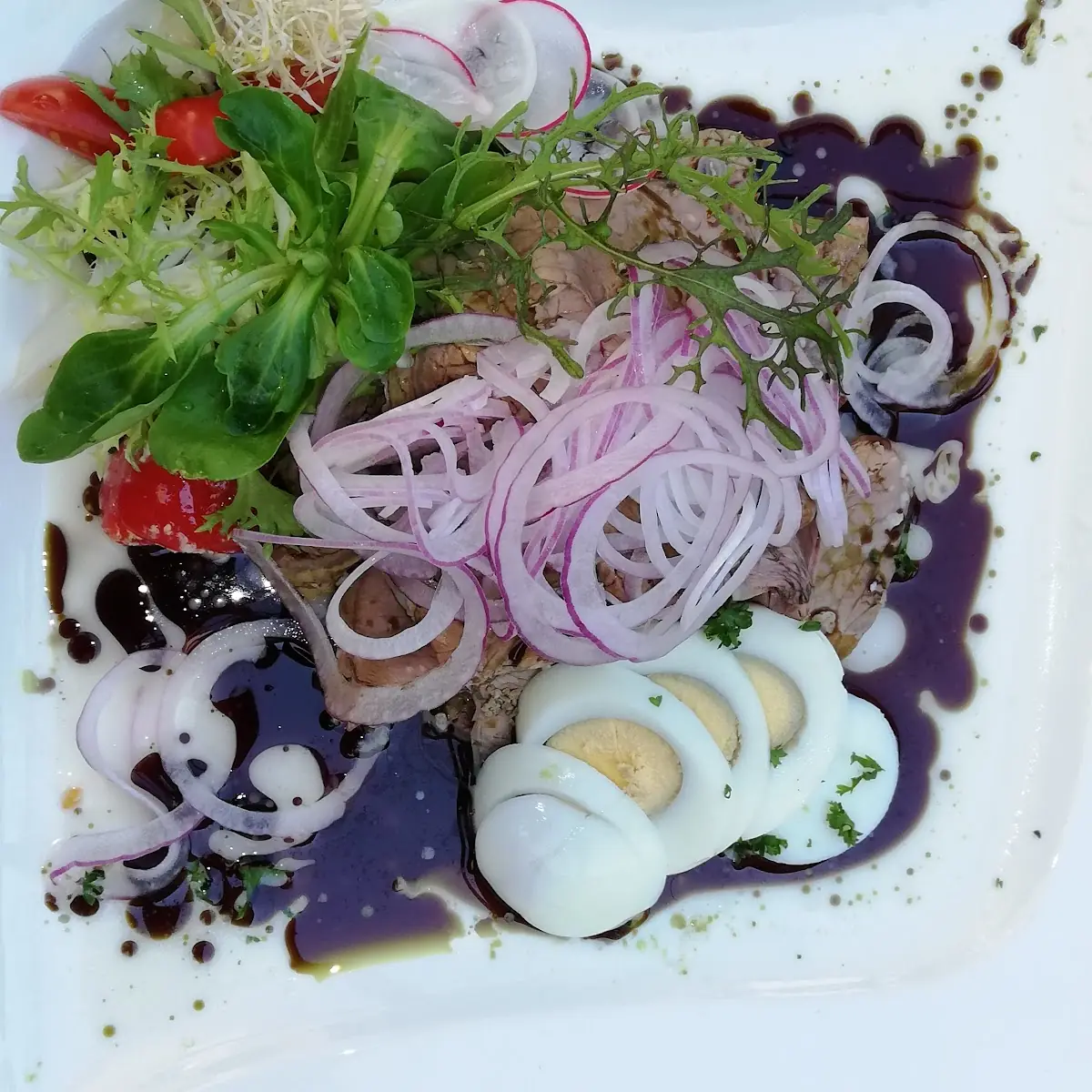 Saures Rindfleisch