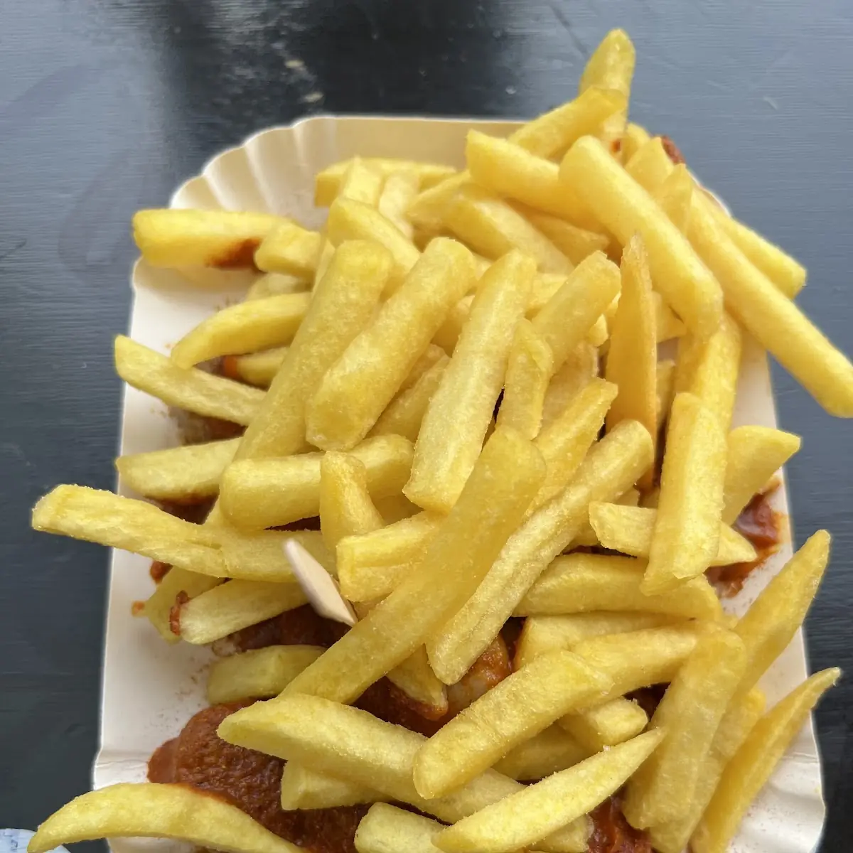 Curry Wurst Mit Pommes