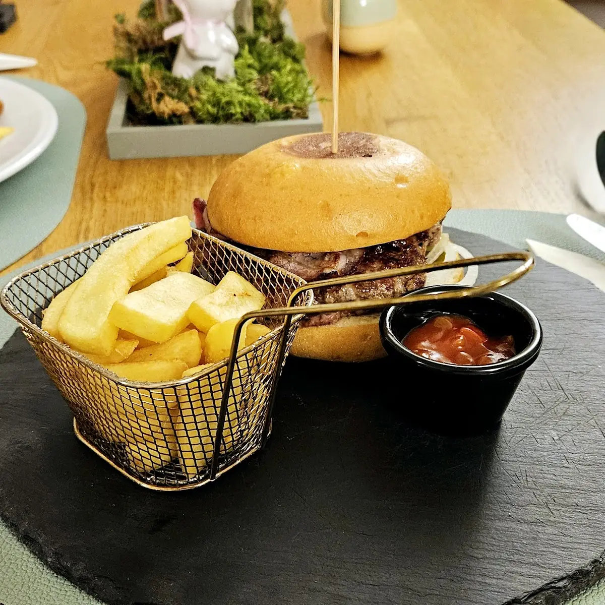 Albatros Angusburger