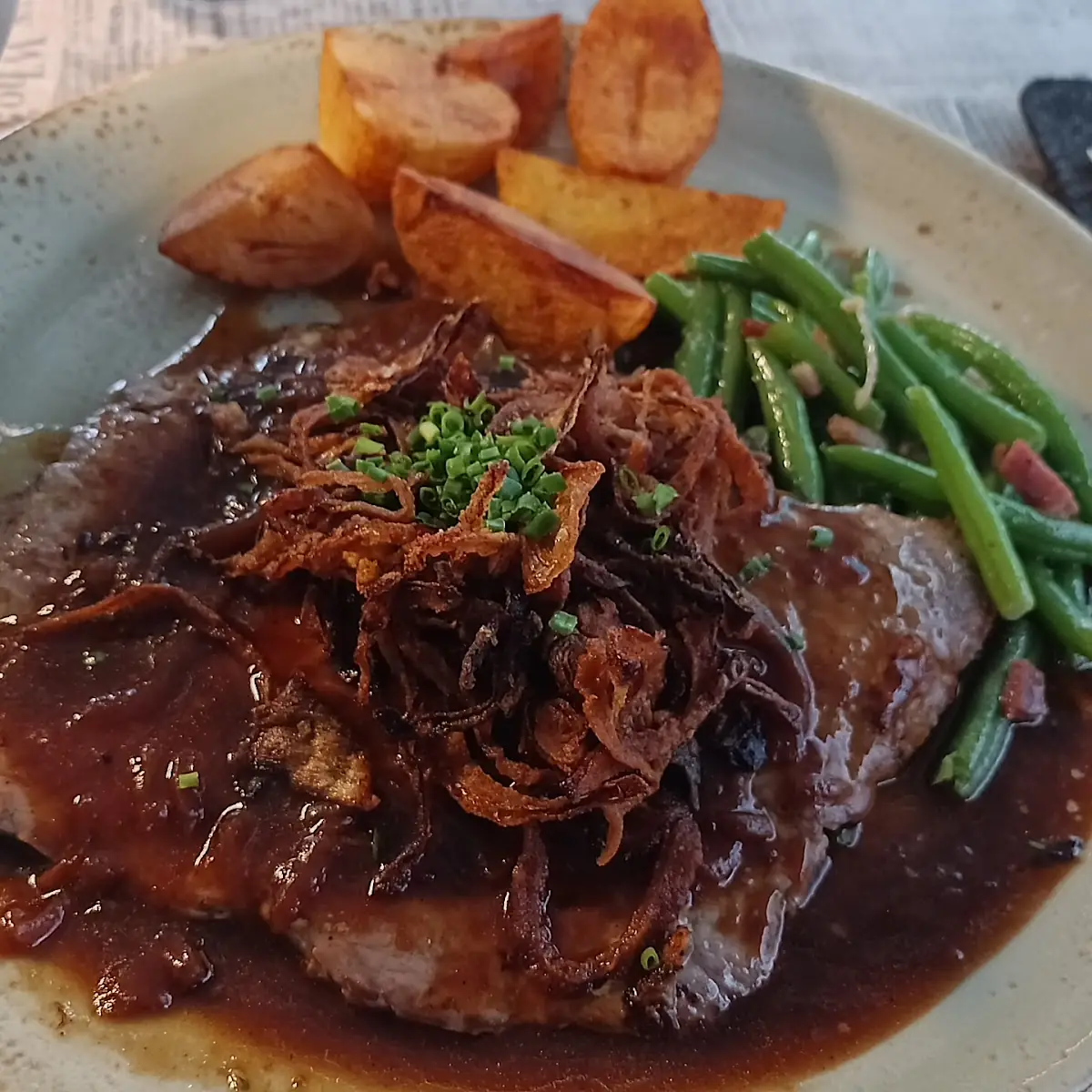 Steak with Onion
