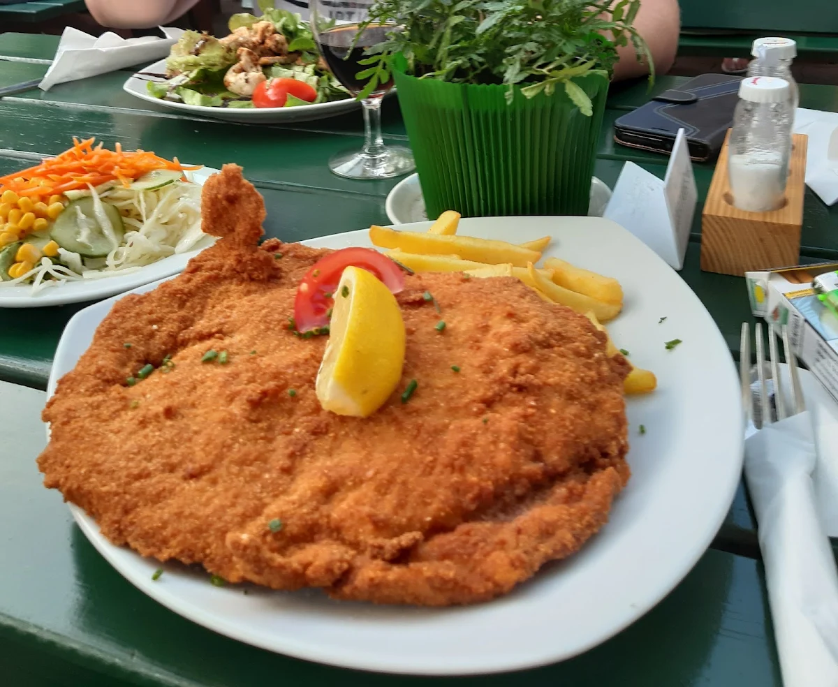 Mit Pommes