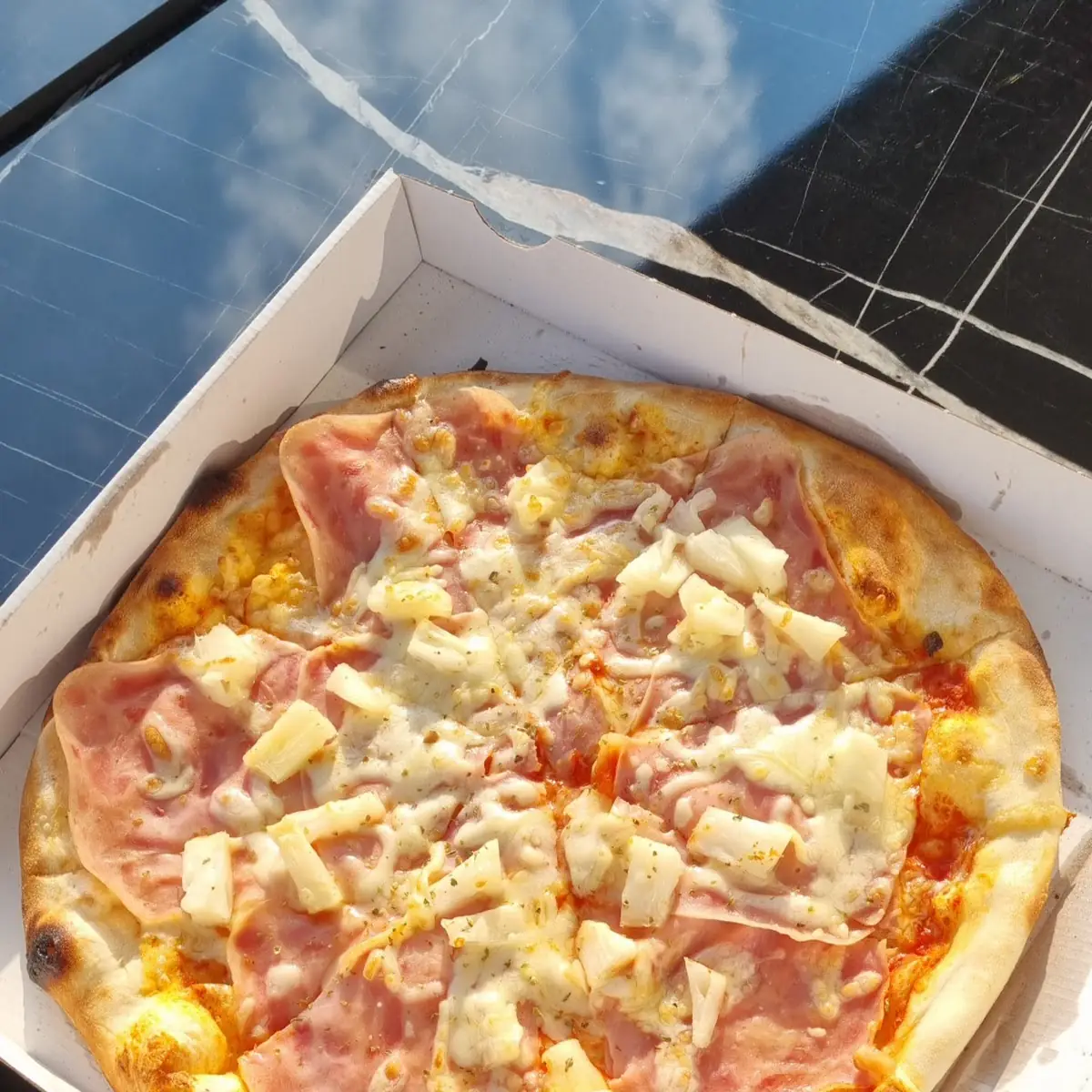 Pizza Hawaii
