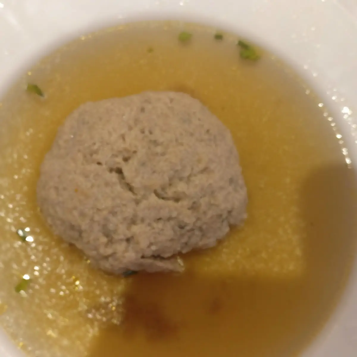 Leberknödelsuppe