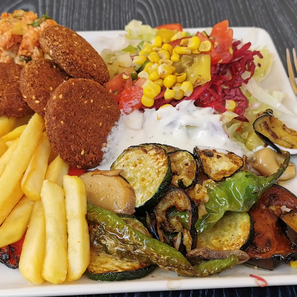 Falafel Teller