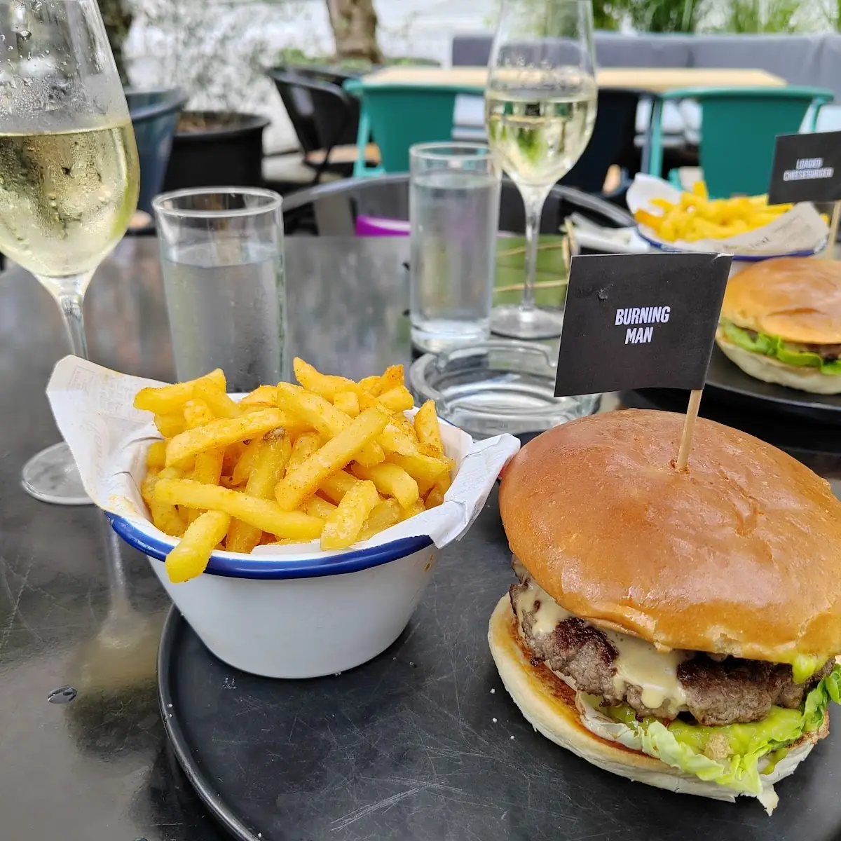 Burning Man Mit Homemade Fries