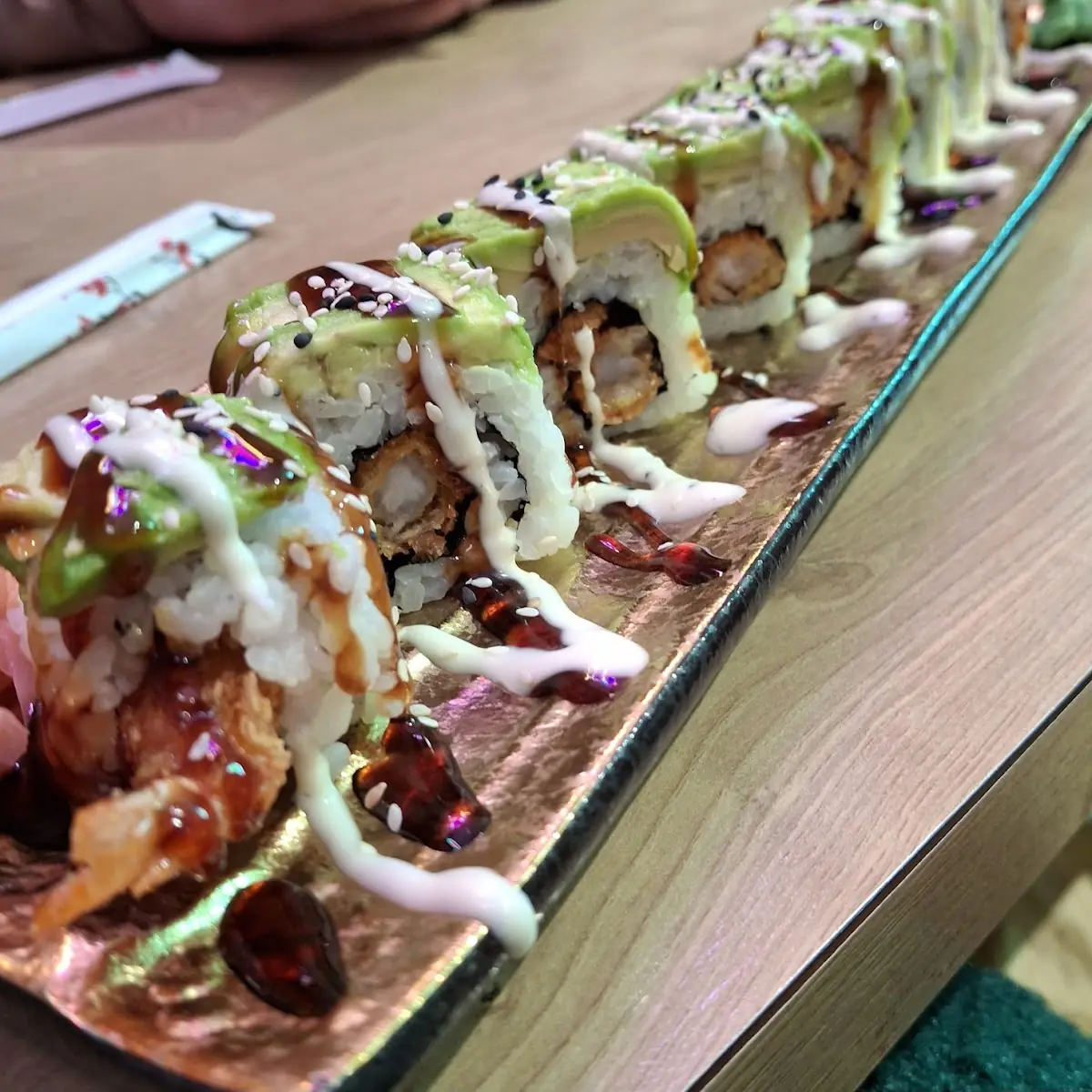 Dragon URA Maki