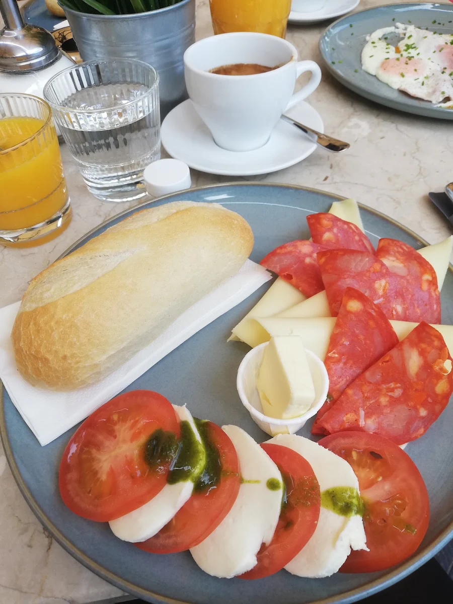 Mediterranes Frühstück
