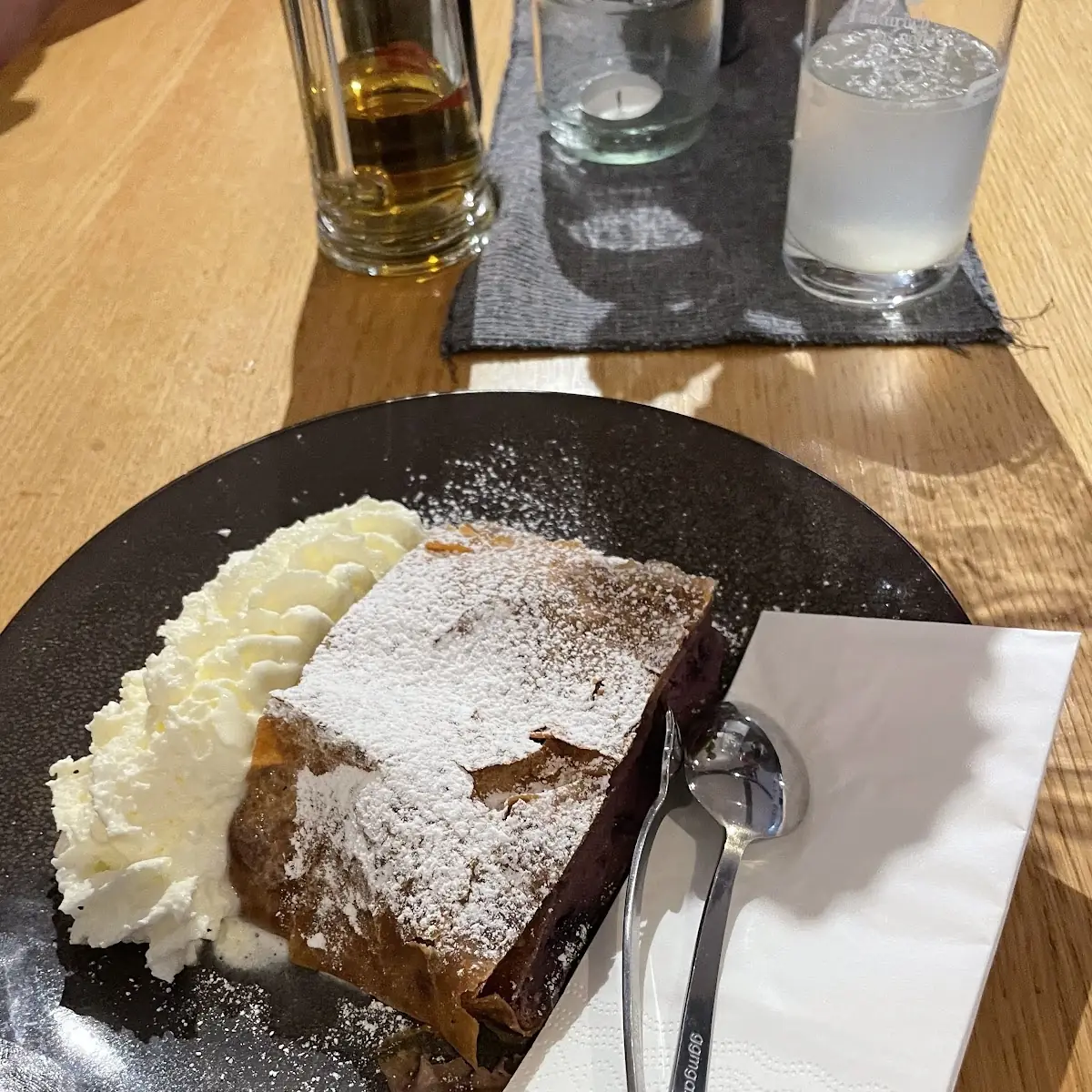 Heidelbeertopfenstrudel