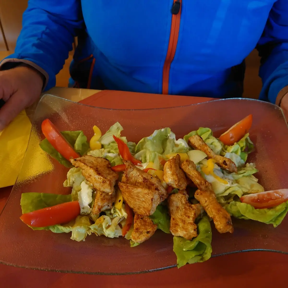 Bunte Streifen Salat