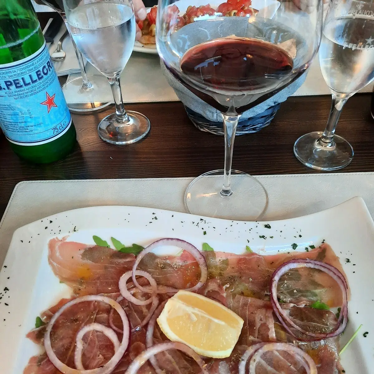 Thunfischcarpaccio