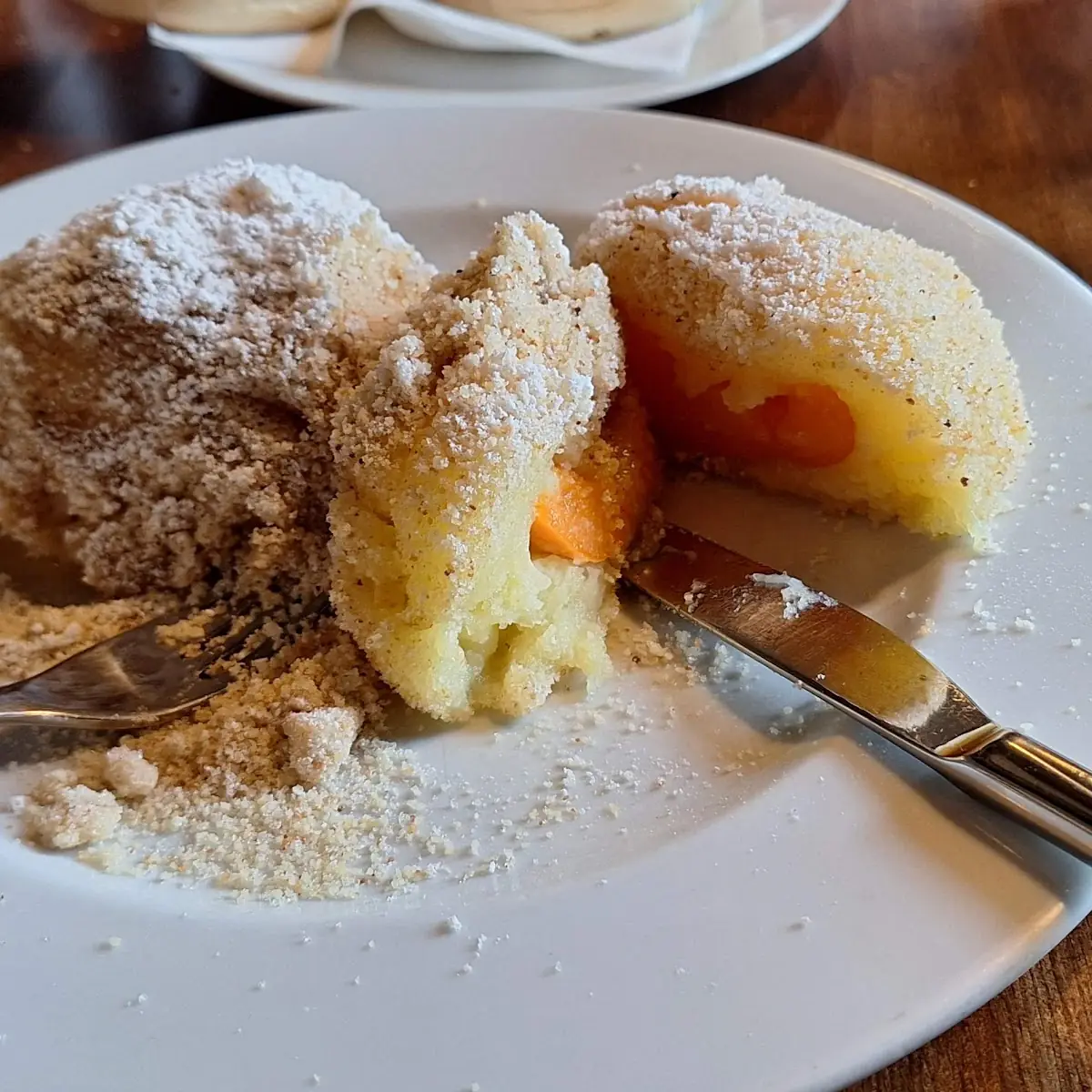 Topfenknödel Mit Pflaumen