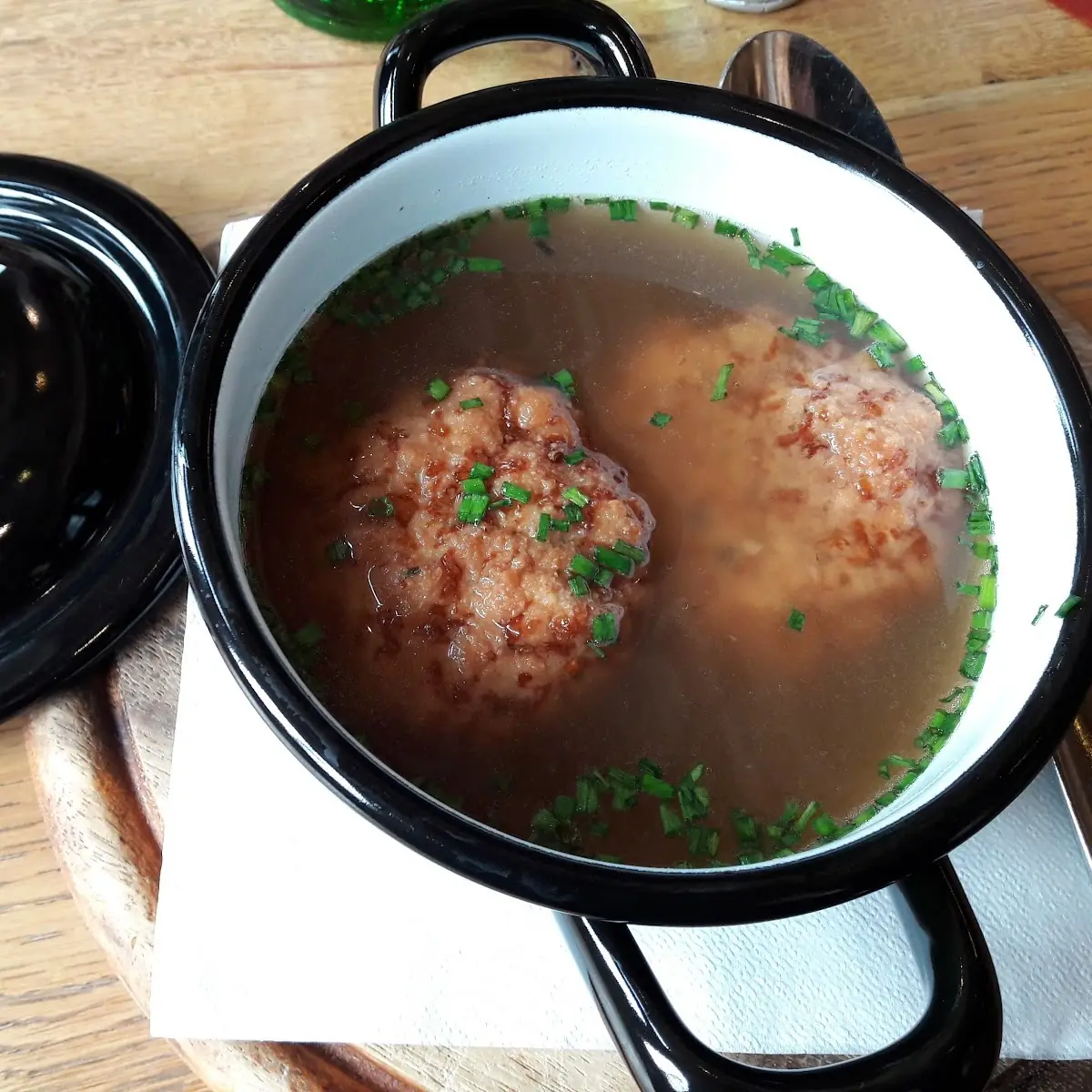 Kaspressknödel-suppe