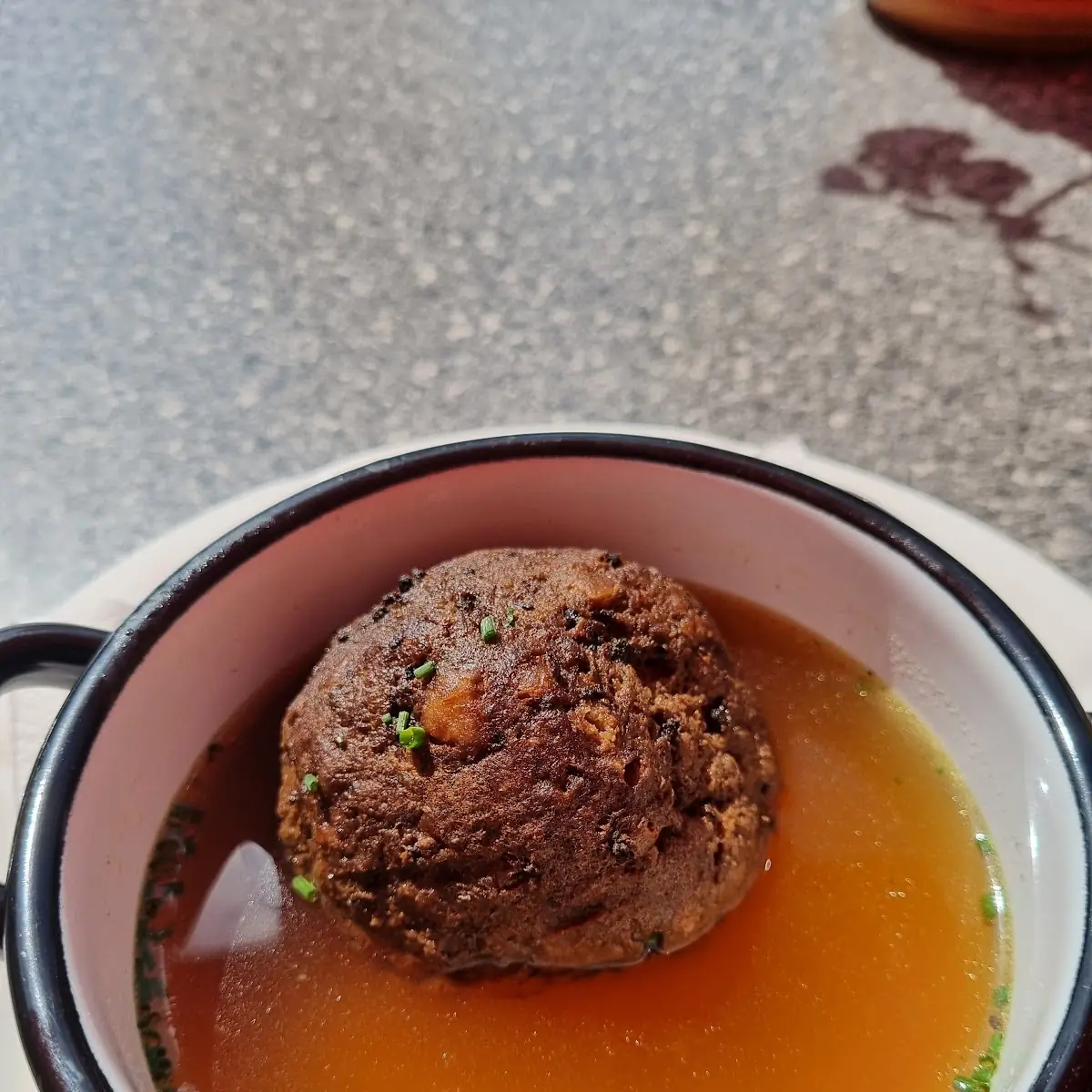 Leberknödelsuppe