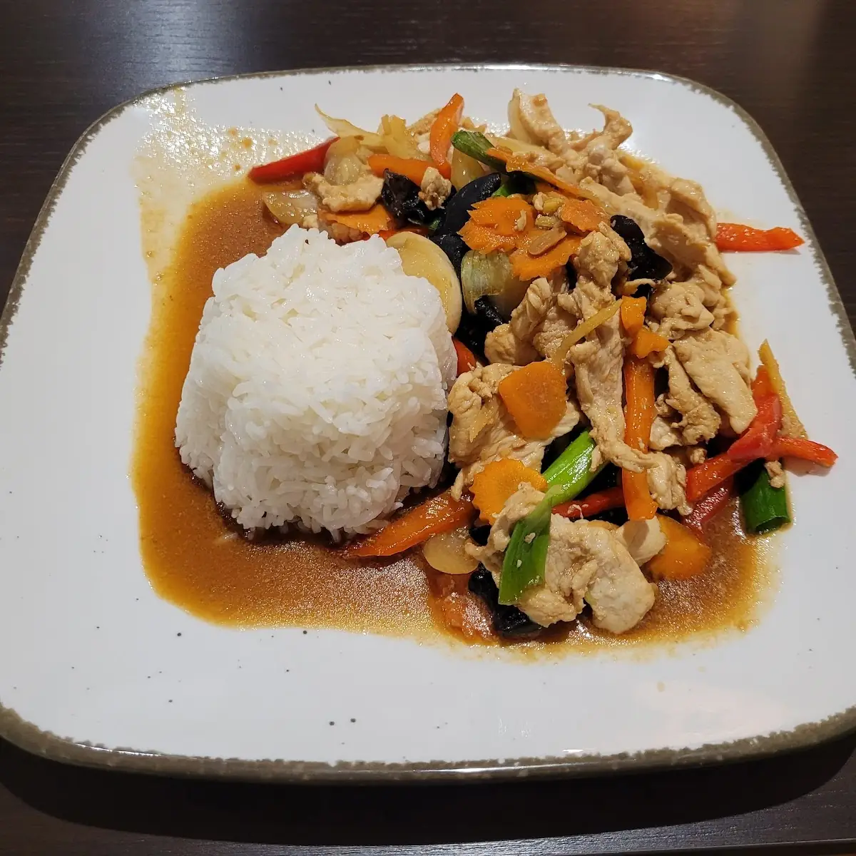 Chicken with Cashews