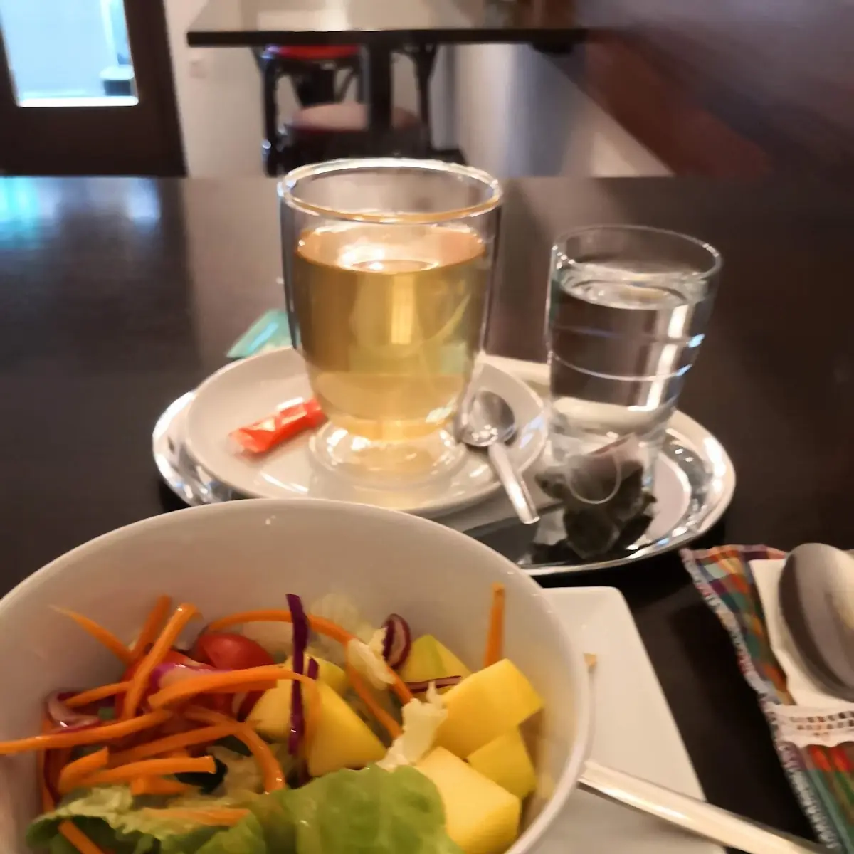 Tom Sam Papaya Salat Mit Grünen Tee