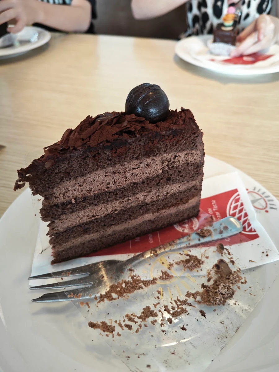 Trüffel-obers-torte