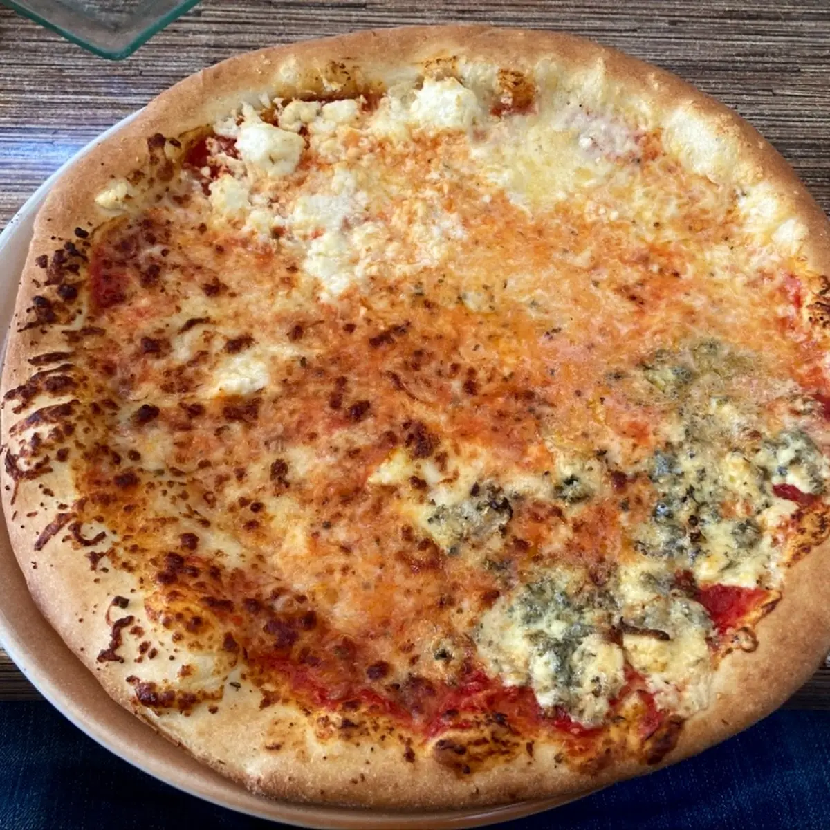 Pizza Quattro Formaggi