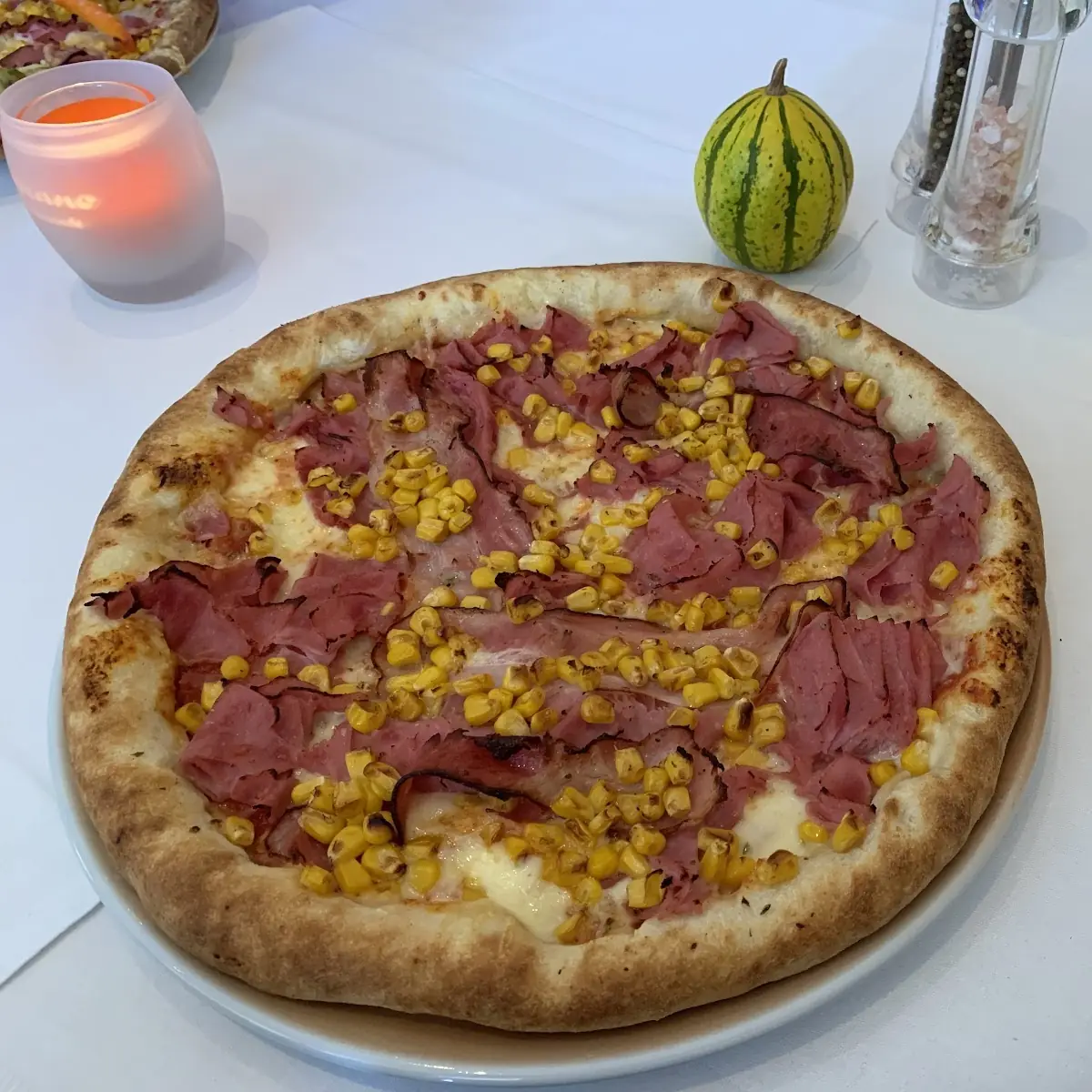 Pizza Roma Und Pizza Bianca