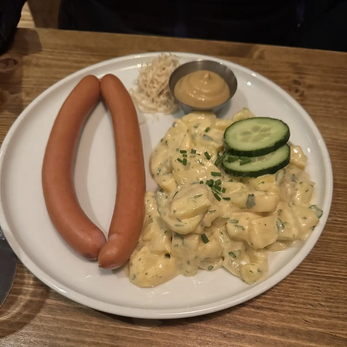Frankfurter Wiener Oder St Johanner Mit Brot Und Senf