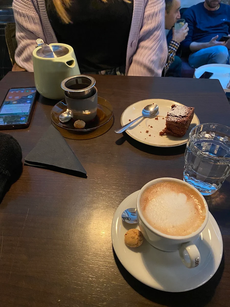 Cappuccino Und Brownie